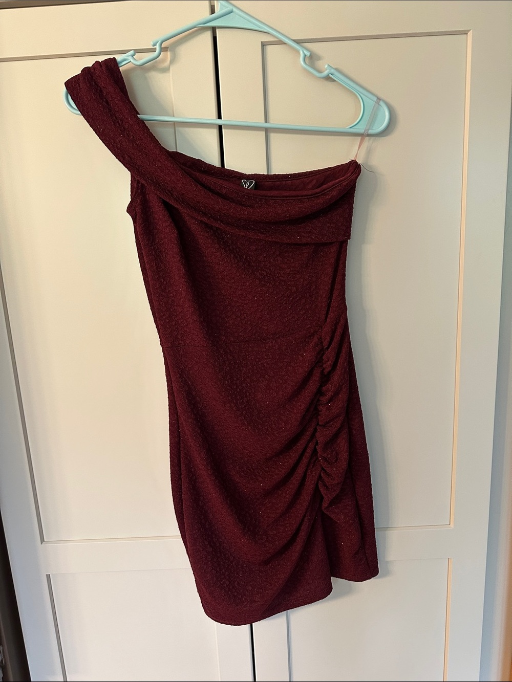 Windsor One-Shoulder Ruched Dress in Burgundy